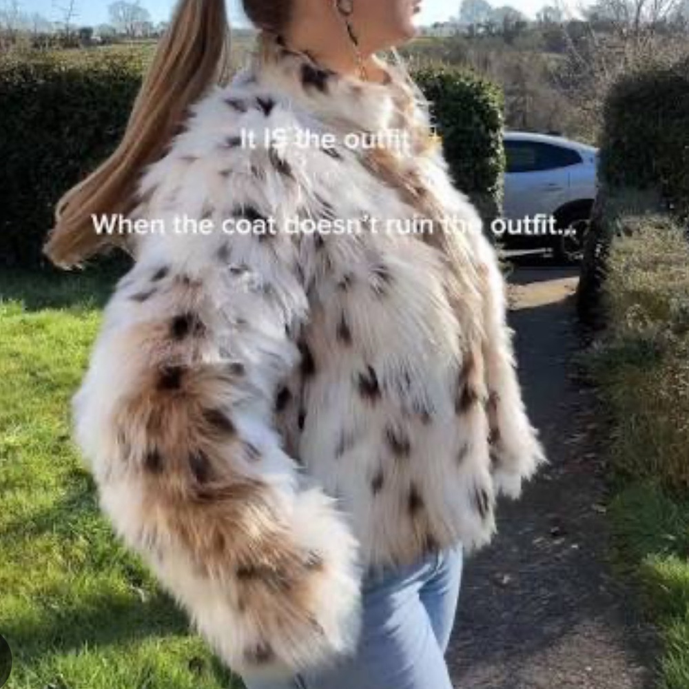 Willow Boutique Faux Fur Teddy Jacket - Cream and Brown